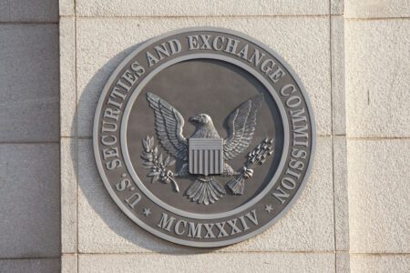 SEC 將考慮新的比特幣和以太幣交易所交易基金申請