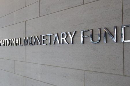 IMF 呼籲由 FSB 負責全球加密貨幣監管工作；聯準會主席：需要對 DeFi 進行適當的監管