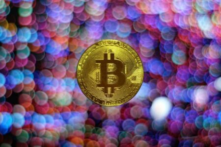 數百次數據模擬分析表明：比特幣本月有 50% 機率突破 14 萬美元