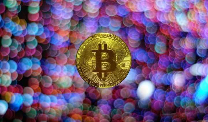 數百次數據模擬分析表明:比特幣本月有 50% 機率突破 14 萬美元