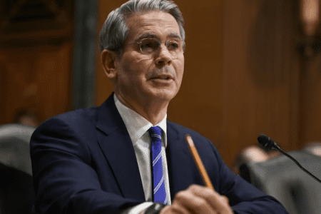 美財長貝森特：美元穩定幣規模達兩兆美元是「非常合理的數字」