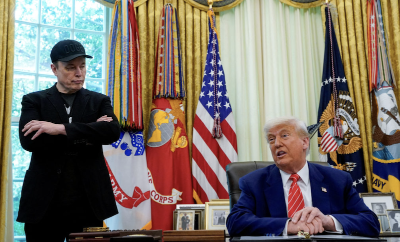 馬斯克傳可能重返政壇，SpaceX 文件首度納入相關風險警示