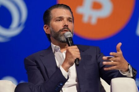 川普之子支持的 Thumzup 獲准持有 2.5 億美元加密貨幣，涵蓋 BTC、ETH 等主流幣