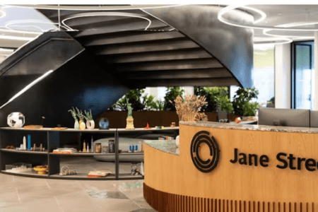 訴狀揭關鍵交易時間線，簡街資本被指在 UST 崩盤前夕大額拋售