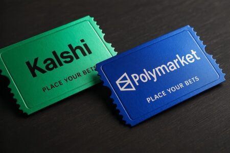 預測市場遭監管圍剿：Kalshi 在亞利桑那遭刑事指控，國會同步推進限制法案