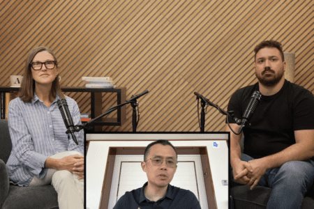 從監管陰影到 AI 浪潮：CZ 與木頭姐對話，澄清幣安「1011 閃崩」誤解