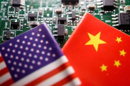 算力告急？中國傳將放行輝達 H200 晶片，阿里、DeepSeek 可望受惠